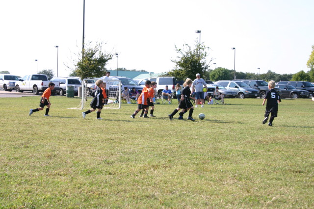 2005/10(October)/Vale-Soccer/640x480_2005-10-16-Vale-Soccer-078.JPG