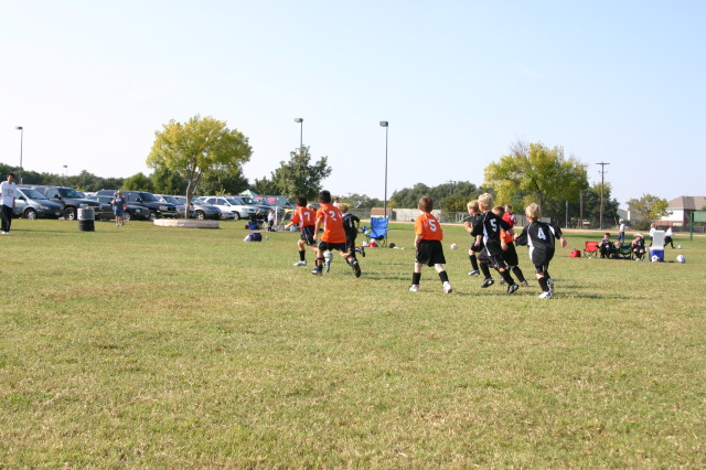 2005/10(October)/Vale-Soccer/640x480_2005-10-16-Vale-Soccer-082.JPG