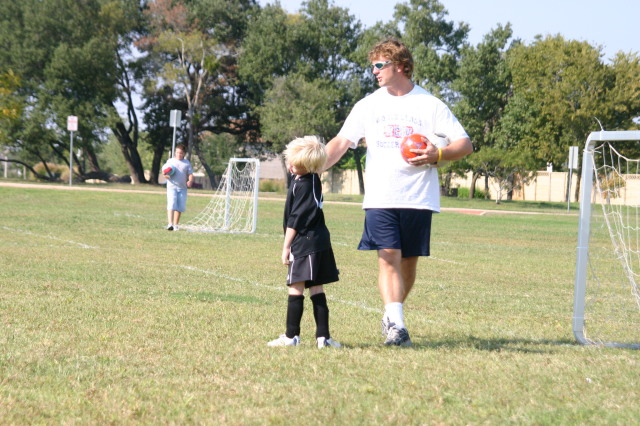 2005/10(October)/Vale-Soccer/640x480_2005-10-16-Vale-Soccer-090.JPG