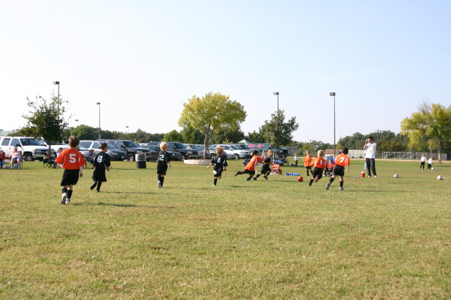 2005/10(October)/Vale-Soccer/640x480_2005-10-16-Vale-Soccer-115.JPG