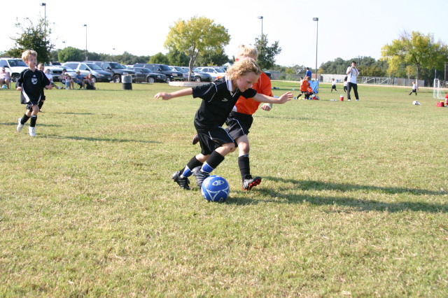 2005/10(October)/Vale-Soccer/640x480_2005-10-16-Vale-Soccer-119.JPG