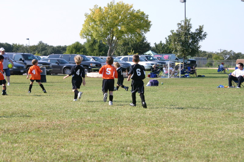 2005/10(October)/Vale-Soccer/800x600_2005-10-16-Vale-Soccer-013.JPG