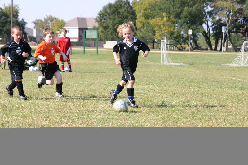 2005/10(October)/Vale-Soccer/800x600_2005-10-16-Vale-Soccer-018.JPG
