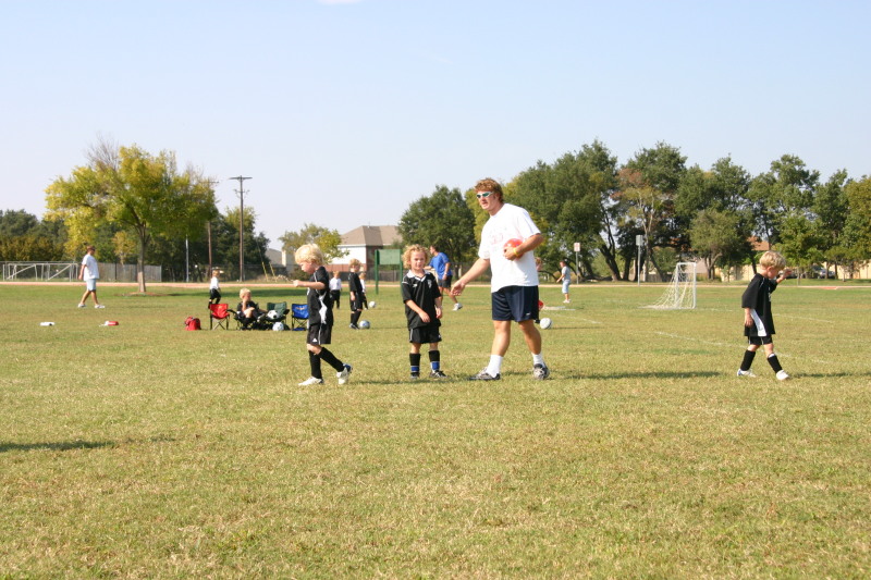 2005/10(October)/Vale-Soccer/800x600_2005-10-16-Vale-Soccer-046.JPG