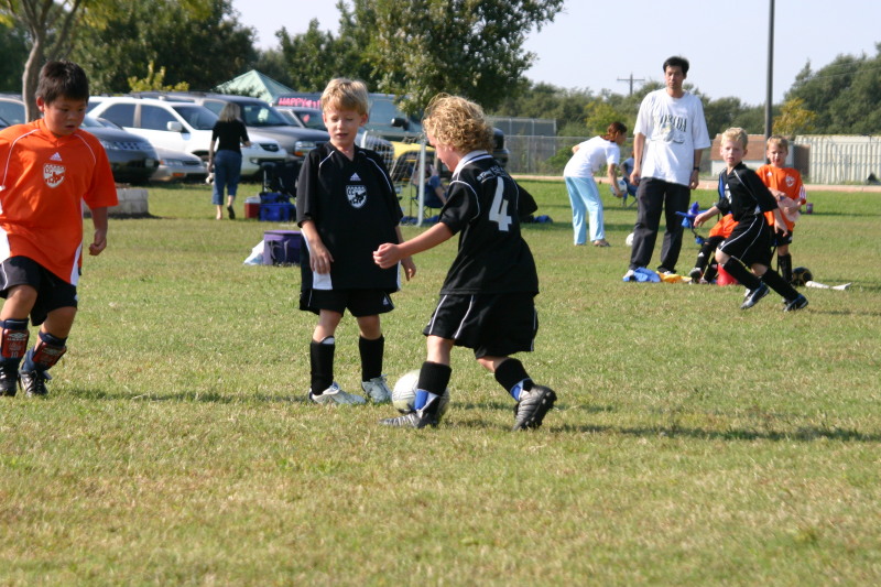 2005/10(October)/Vale-Soccer/800x600_2005-10-16-Vale-Soccer-050.JPG