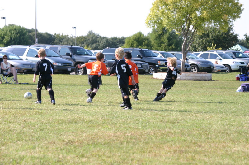 2005/10(October)/Vale-Soccer/800x600_2005-10-16-Vale-Soccer-079.JPG
