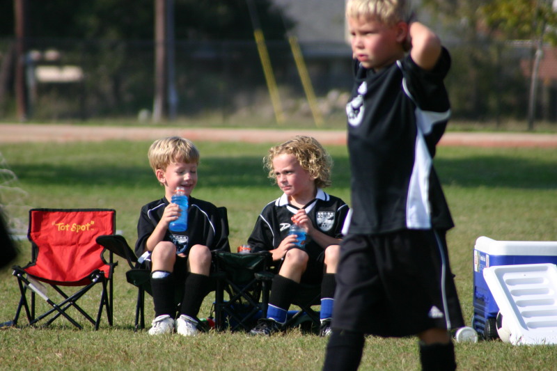 2005/10(October)/Vale-Soccer/800x600_2005-10-16-Vale-Soccer-085.JPG