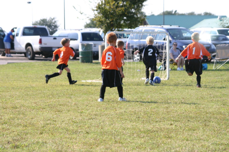 2005/10(October)/Vale-Soccer/800x600_2005-10-16-Vale-Soccer-088.JPG
