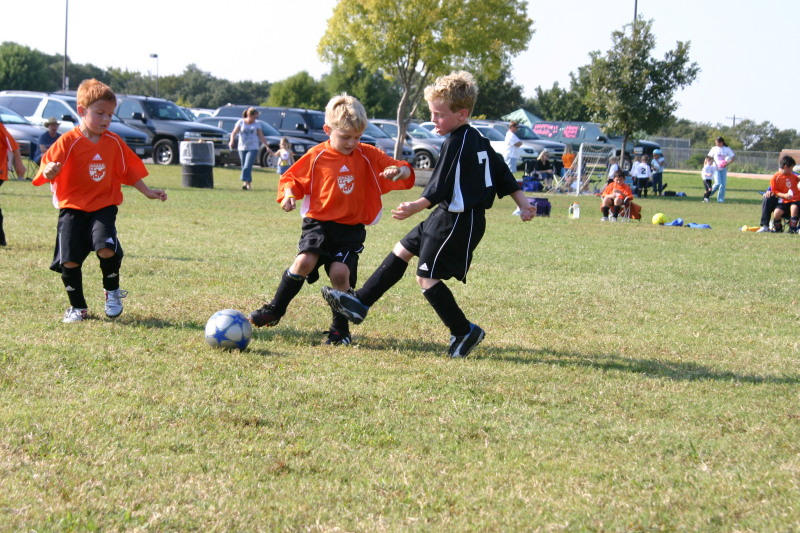 2005/10(October)/Vale-Soccer/800x600_2005-10-16-Vale-Soccer-093.JPG