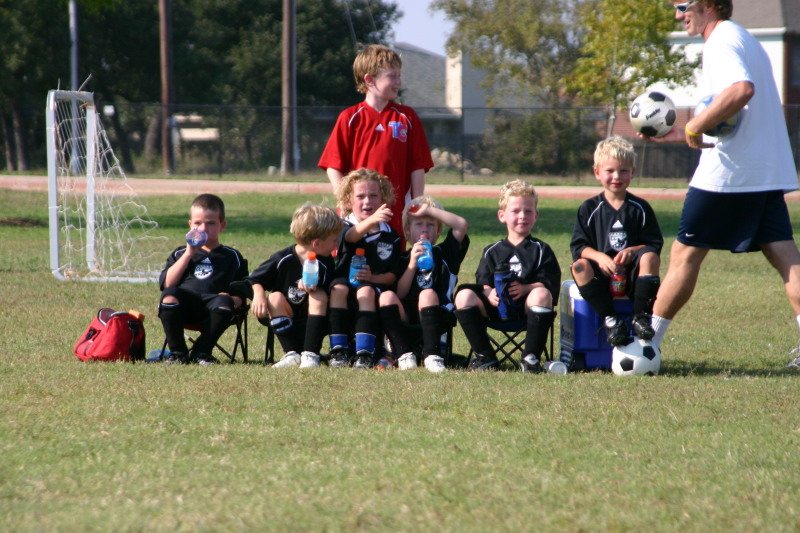2005/10(October)/Vale-Soccer/800x600_2005-10-16-Vale-Soccer-095.JPG