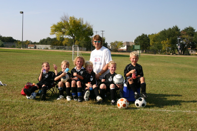 2005/10(October)/Vale-Soccer/800x600_2005-10-16-Vale-Soccer-106.JPG