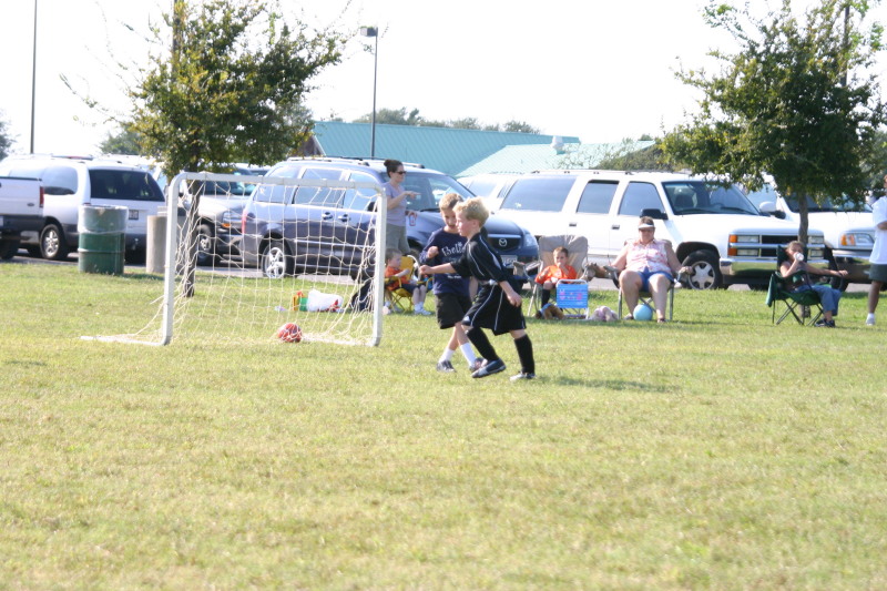 2005/10(October)/Vale-Soccer/800x600_2005-10-16-Vale-Soccer-108.JPG