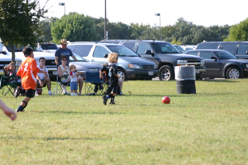 2005/10(October)/Vale-Soccer/800x600_2005-10-16-Vale-Soccer-138.JPG