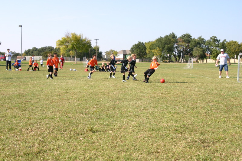 2005/10(October)/Vale-Soccer/800x600_2005-10-16-Vale-Soccer-153.JPG