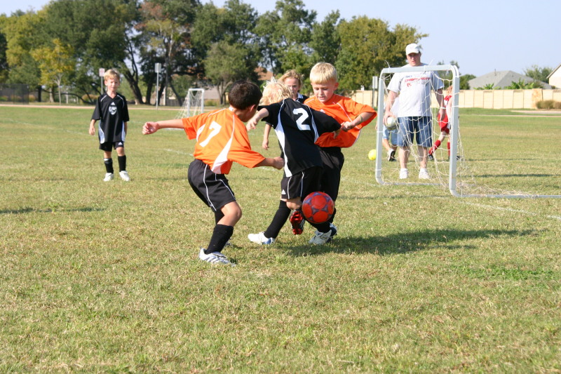 2005/10(October)/Vale-Soccer/800x600_2005-10-16-Vale-Soccer-155.JPG