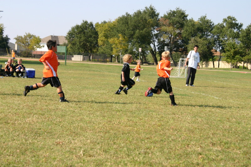 2005/10(October)/Vale-Soccer/800x600_2005-10-16-Vale-Soccer-159.JPG