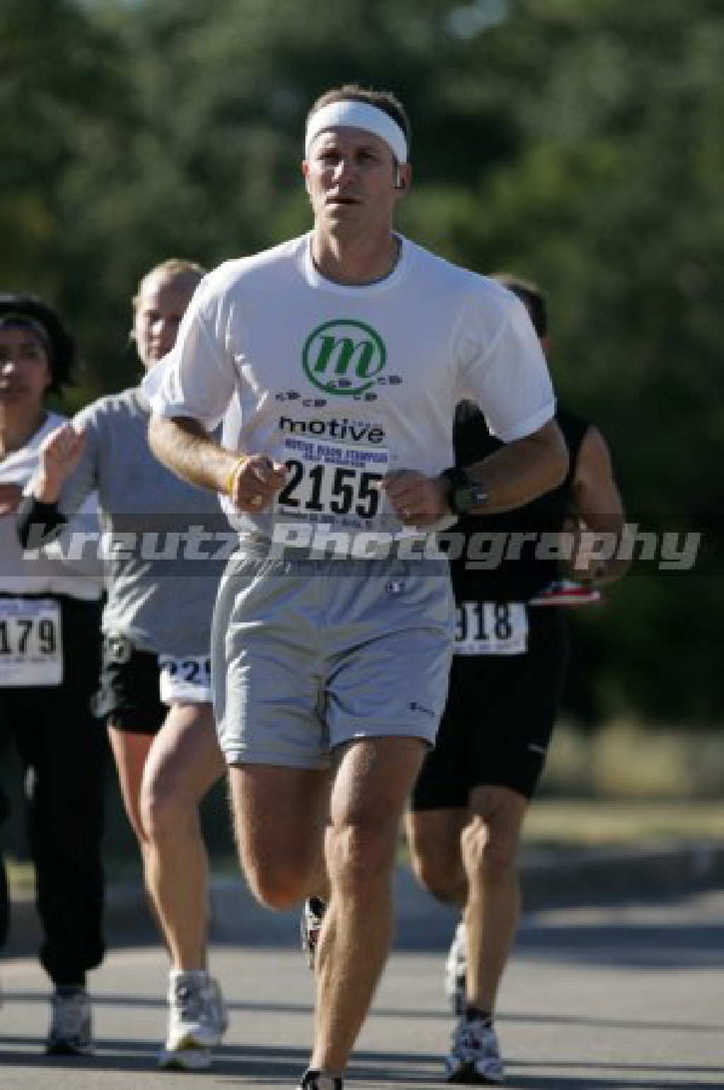 2005/11(November)/Bison-Stampede-half-Marathon/1024x768_2005-11-20-Travis-Bison-Stampede-half-marathon-1.jpg