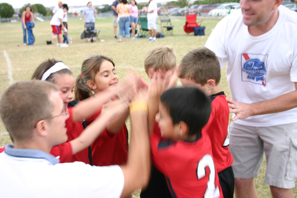2005/11(November)/Chance-Soccer/1024x768_2005-11-12-Soccer-75-Go-TigerSharks.JPG
