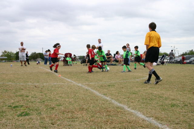 2005/11(November)/Chance-Soccer/640x480_2005-11-12-Soccer-02-Chance.JPG