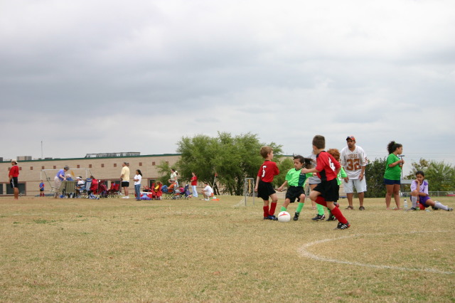 2005/11(November)/Chance-Soccer/640x480_2005-11-12-Soccer-32-Chance.JPG