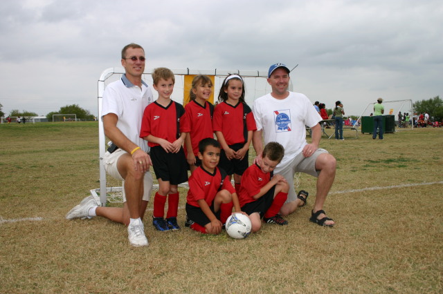 2005/11(November)/Chance-Soccer/640x480_2005-11-12-Soccer-77-Travis-Chance-Alex-Brooke-Mark-Sam-Matthew.JPG