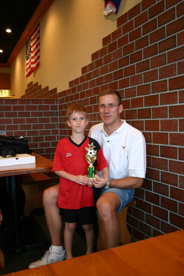 2005-11-13-TigerShark-soccer-party-08-Travis-Chance.JPG