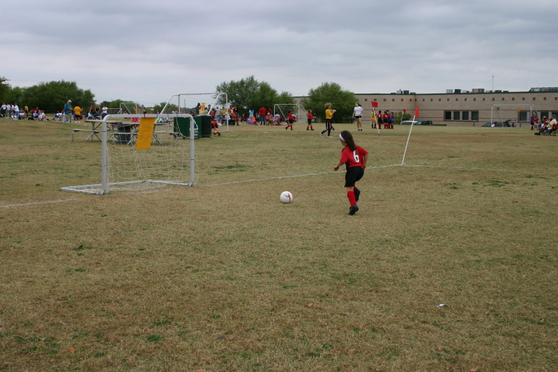 2005/11(November)/Chance-Soccer/800x600_2005-11-12-Soccer-09-Chance.JPG
