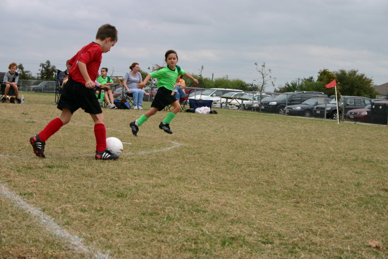 2005/11(November)/Chance-Soccer/800x600_2005-11-12-Soccer-31-Matthew.JPG