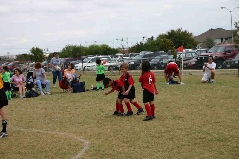 2005/11(November)/Chance-Soccer/800x600_2005-11-12-Soccer-73-Chance.JPG