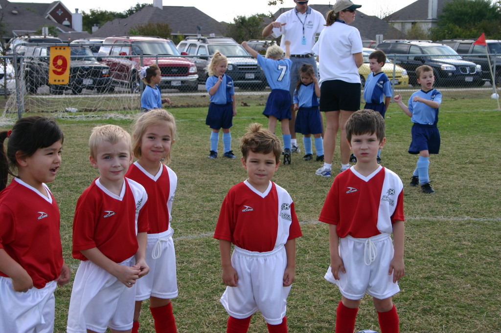 2005/11(November)/Dax-Soccer/1024x768_2005-11-12-Soccer-03-Dax.JPG
