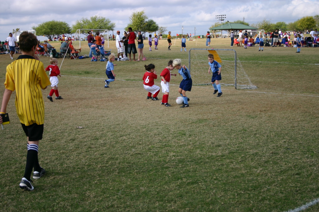 2005/11(November)/Dax-Soccer/1024x768_2005-11-12-Soccer-21-Dax.JPG