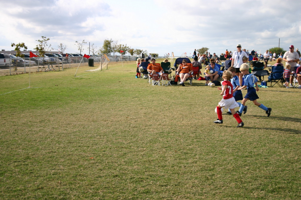 2005/11(November)/Dax-Soccer/1024x768_2005-11-12-Soccer-22-Dax.JPG