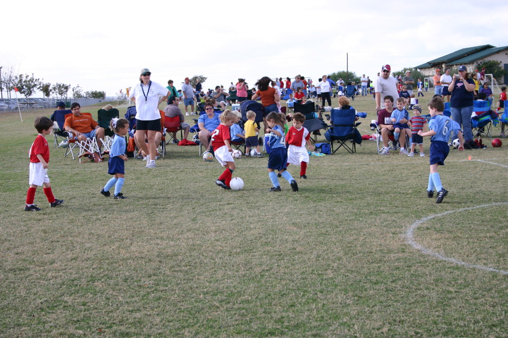 2005/11(November)/Dax-Soccer/1024x768_2005-11-12-Soccer-28-Dax.JPG