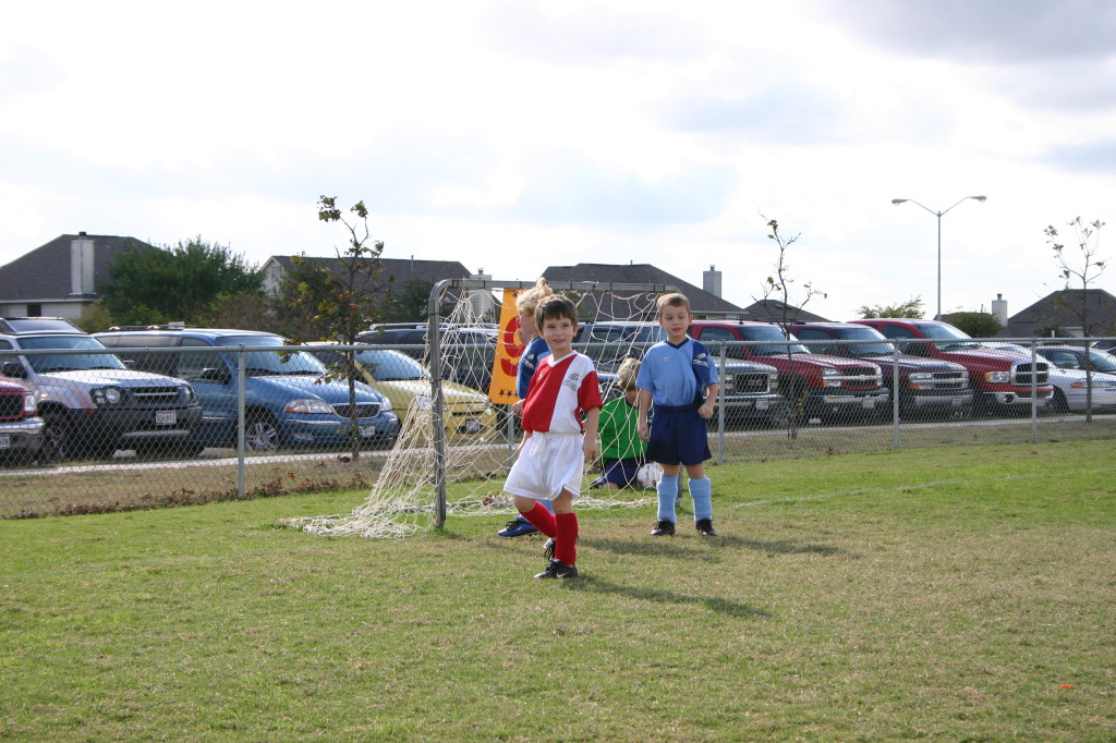 2005/11(November)/Dax-Soccer/1024x768_2005-11-12-Soccer-42-Dax.JPG