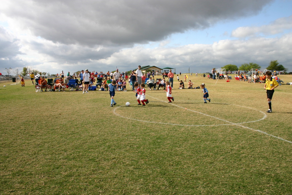 2005/11(November)/Dax-Soccer/1024x768_2005-11-12-Soccer-60-Dax.JPG