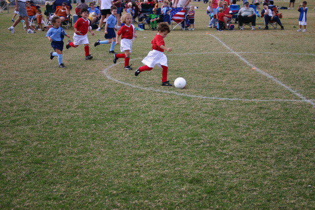 2005/11(November)/Dax-Soccer/640x480_2005-11-12-Soccer-24-Dax.JPG