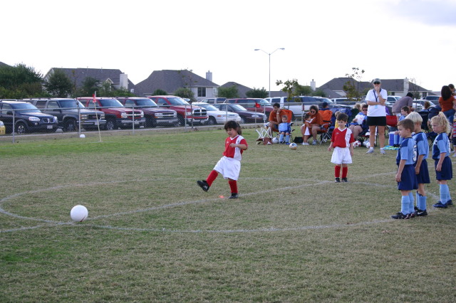 2005/11(November)/Dax-Soccer/640x480_2005-11-12-Soccer-34-Dax.JPG
