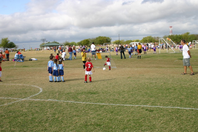 2005-11-12-Soccer-53-Dax.JPG