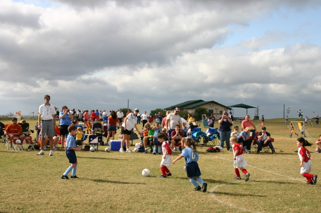 2005/11(November)/Dax-Soccer/640x480_2005-11-12-Soccer-66-Dax.JPG