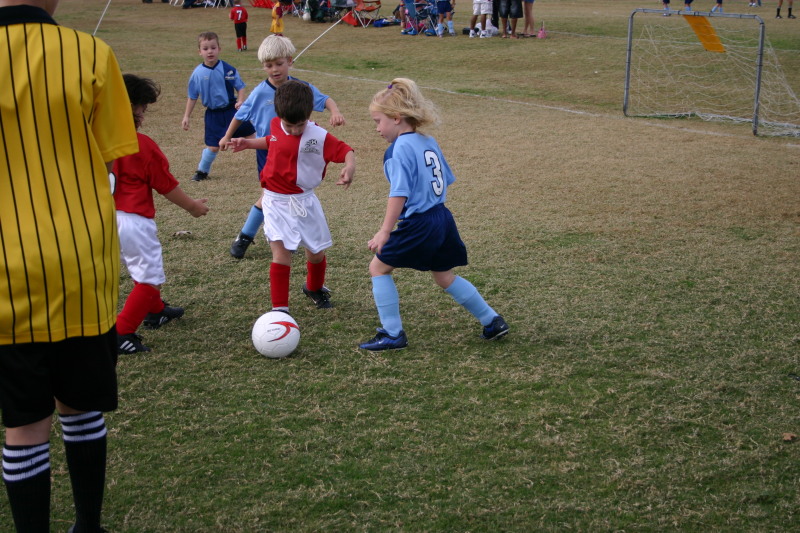 2005/11(November)/Dax-Soccer/800x600_2005-11-12-Soccer-15-Dax.JPG