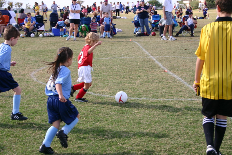 2005/11(November)/Dax-Soccer/800x600_2005-11-12-Soccer-27-Dax.JPG