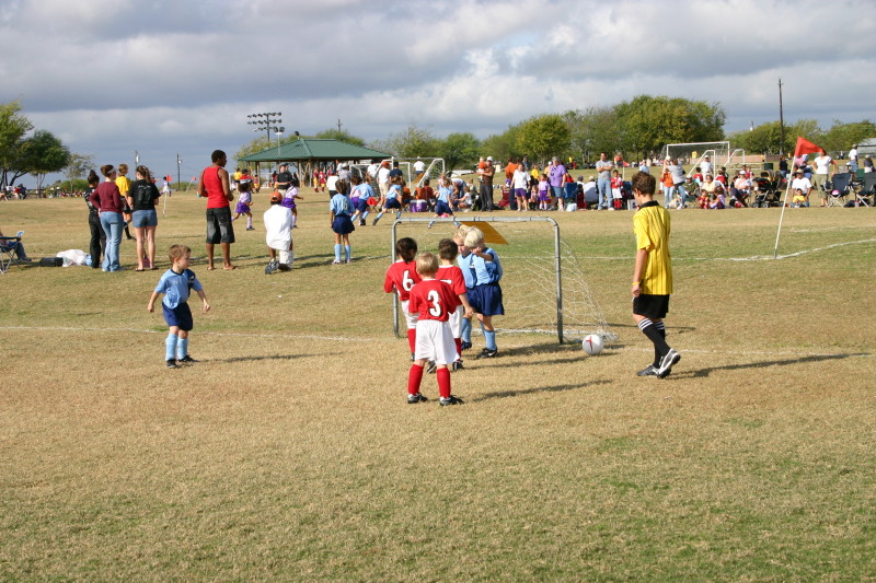 2005/11(November)/Dax-Soccer/800x600_2005-11-12-Soccer-33-Dax.JPG