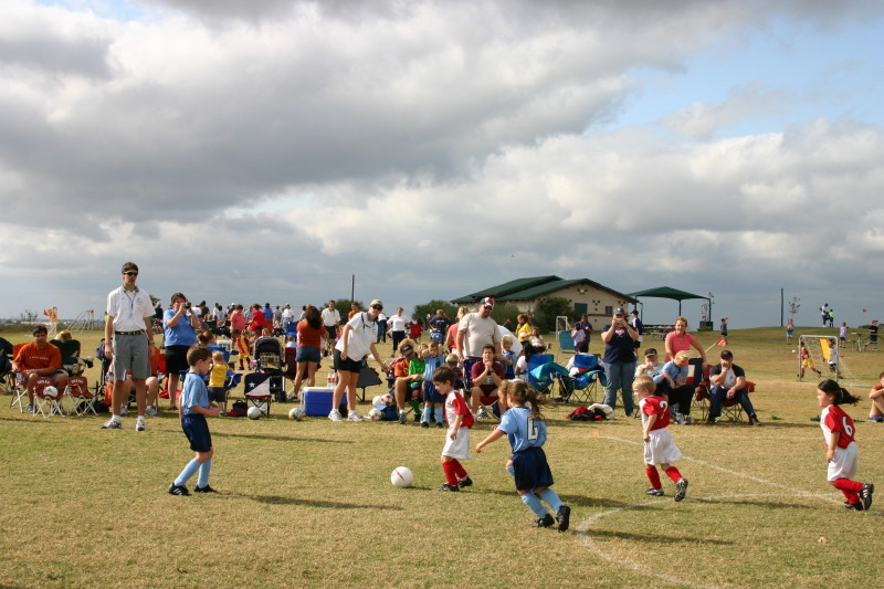 2005/11(November)/Dax-Soccer/800x600_2005-11-12-Soccer-66-Dax.JPG