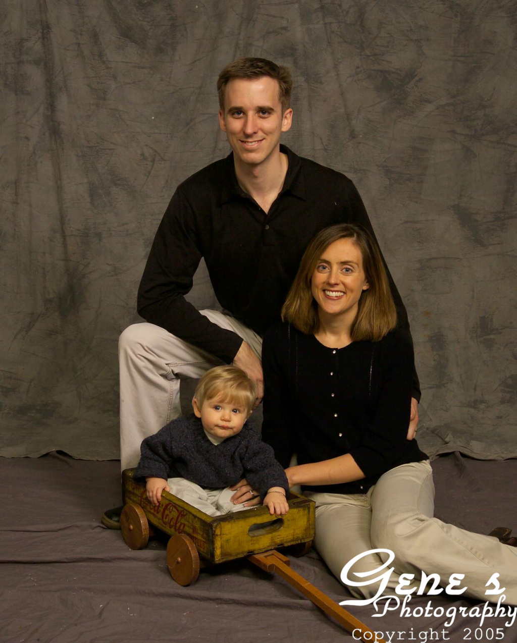 2005/11(November)/Family-Photos/1024x768_videoproofs-79.jpg