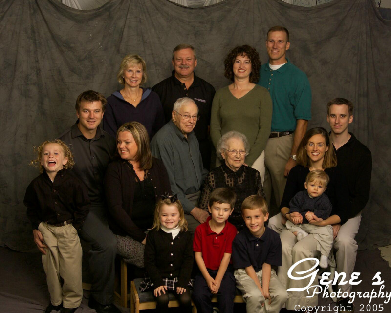 2005/11(November)/Family-Photos/800x600_videoproofs-33.jpg