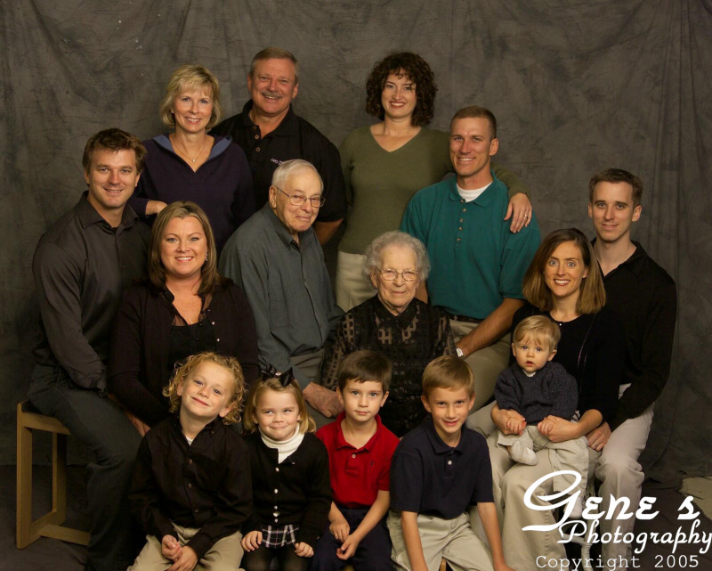 2005/11(November)/Family-Photos/800x600_videoproofs-36.jpg