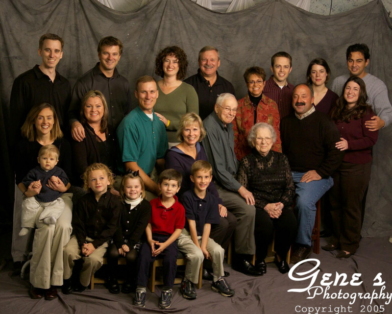 2005/11(November)/Family-Photos/800x600_videoproofs-4.jpg