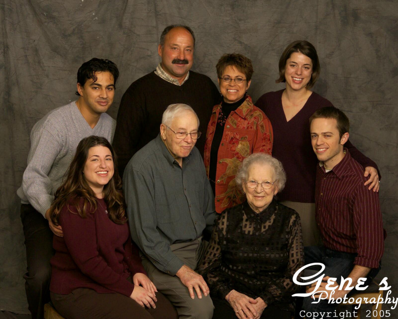 2005/11(November)/Family-Photos/800x600_videoproofs-54.jpg