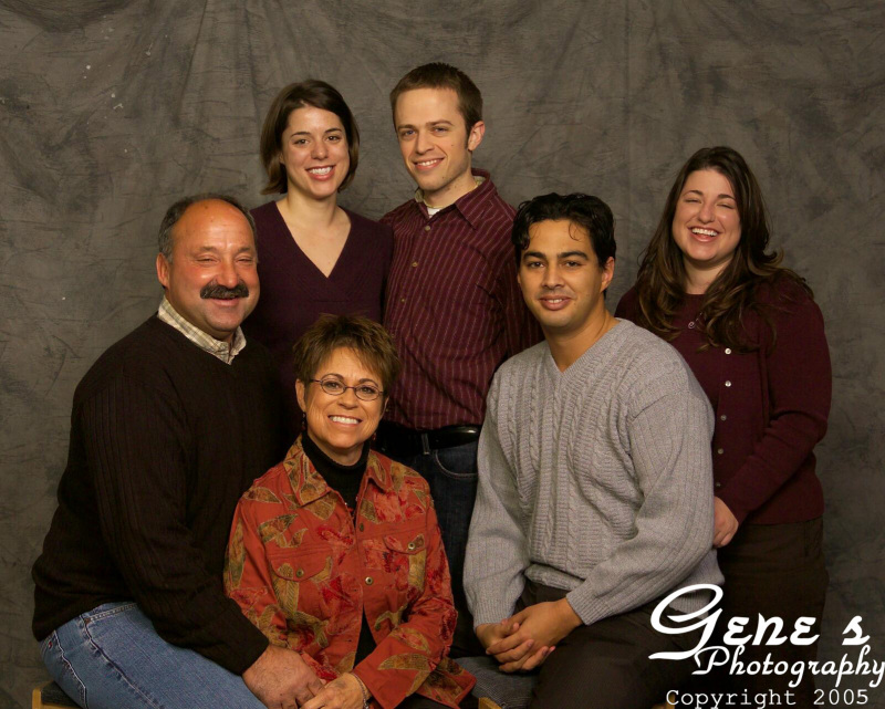 2005/11(November)/Family-Photos/800x600_videoproofs-83.jpg