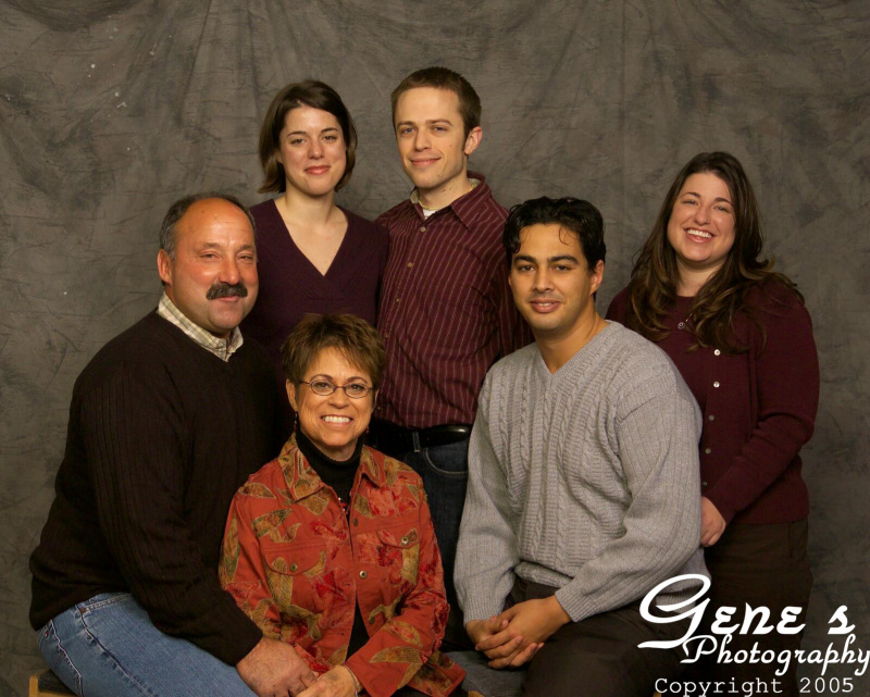 2005/11(November)/Family-Photos/800x600_videoproofs-84.jpg